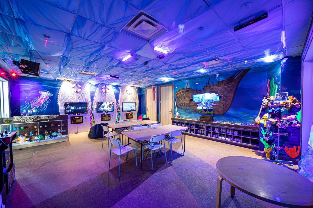 Beautiful Home Near Disney By Rentyl With Private Pool, Themed Rooms, Pool Table & Resort Amenities - 140B Orlando Extérieur photo