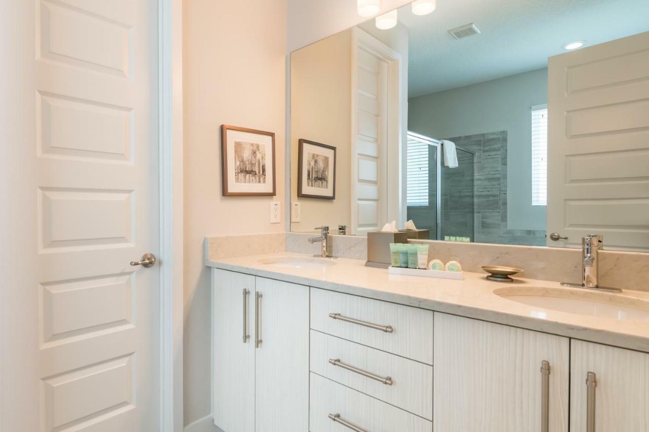 Beautiful Home Near Disney By Rentyl With Private Pool, Themed Rooms, Pool Table & Resort Amenities - 140B Orlando Extérieur photo